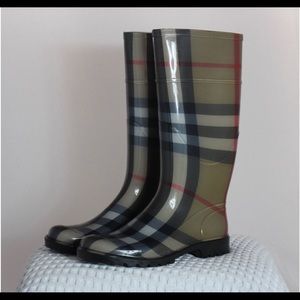 Burberry Signature Check Rain Boots